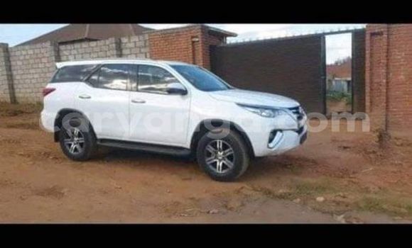 Buy Used Toyota Fortuner White Car in Lilongwe in Malawi Buy Used Toyota Fortuner White Car in Lilongwe in Malawi