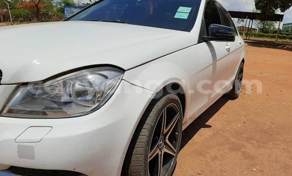 Buy Used Mercedes-Benz C250 coupe White Car in Blantyre in Malawi Buy Used Mercedes-Benz C250 coupe White Car in Blantyre in Malawi