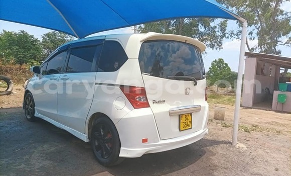 Acheter Occasion Voiture Honda Freed Blanc à Chipoka, Dedza Acheter Occasion Voiture Honda Freed Blanc à Chipoka, Dedza