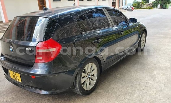 Acheter Occasion Voiture BMW 1M Noir à Chiradzulu, Chiradzulu Acheter Occasion Voiture BMW 1M Noir à Chiradzulu, Chiradzulu