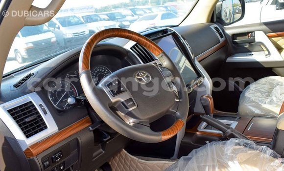 Buy Import Toyota Land Cruiser Other Car in Import - Dubai in Malawi Buy Import Toyota Land Cruiser Other Car in Import - Dubai in Malawi