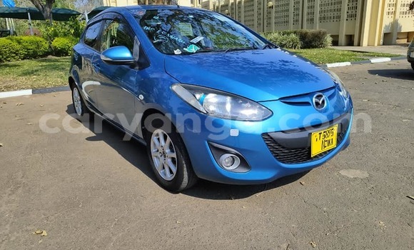 Buy Used Mazda Demio Blue Car in Chiradzulu in Chiradzulu Buy Used Mazda Demio Blue Car in Chiradzulu in Chiradzulu