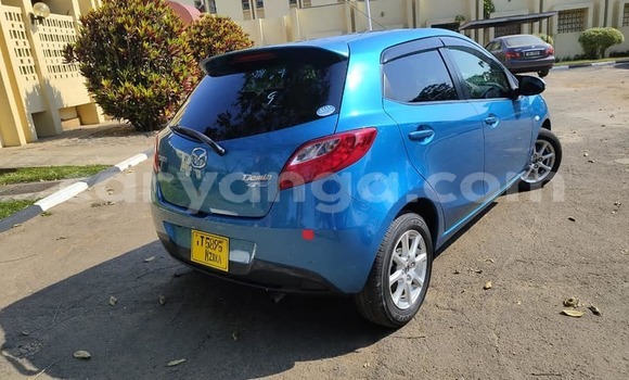 Buy Used Mazda Demio Blue Car in Chiradzulu in Chiradzulu Buy Used Mazda Demio Blue Car in Chiradzulu in Chiradzulu