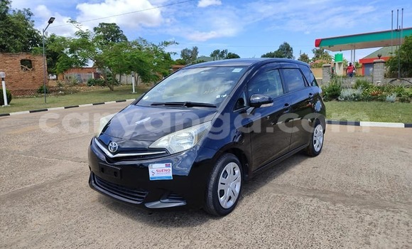 Buy Used Toyota Ractis Blue Car in Chitipa in Chitipa Buy Used Toyota Ractis Blue Car in Chitipa in Chitipa