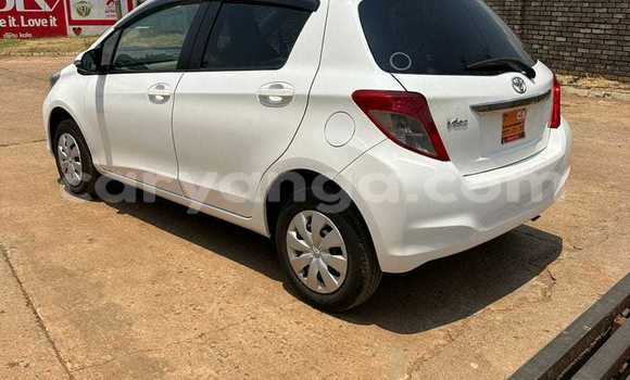 Buy Used Toyota Vitz White Car in Chiradzulu in Chiradzulu Buy Used Toyota Vitz White Car in Chiradzulu in Chiradzulu
