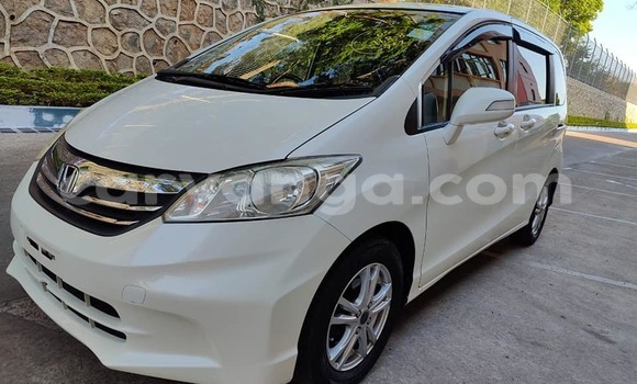 Nunua Ilio tumika Honda Freed White Gari ndani ya Chiradzulu nchini Chiradzulu Nunua Ilio tumika Honda Freed White Gari ndani ya Chiradzulu nchini Chiradzulu