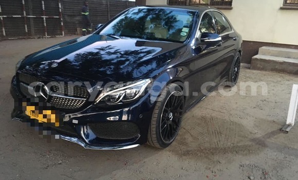 Nunua Ilio tumika Mercedes-Benz C-Classe Black Gari ndani ya Chiradzulu nchini Chiradzulu Nunua Ilio tumika Mercedes-Benz C-Classe Black Gari ndani ya Chiradzulu nchini Chiradzulu