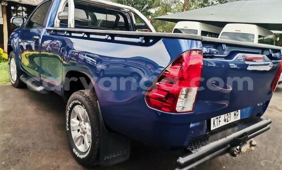 Nunua Ilio tumika Toyota Hilux Blue Gari ndani ya Blantyre nchini Malawi Nunua Ilio tumika Toyota Hilux Blue Gari ndani ya Blantyre nchini Malawi