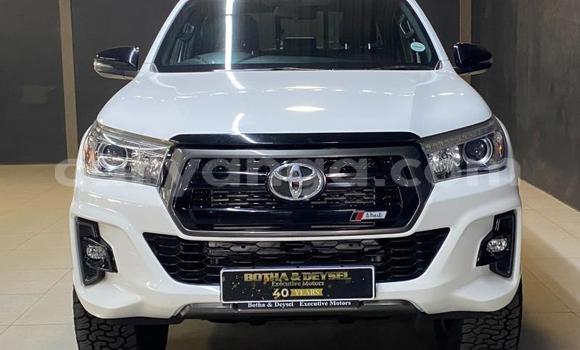 Nunua Ilio tumika Toyota Hilux White Gari ndani ya Blantyre nchini Malawi Nunua Ilio tumika Toyota Hilux White Gari ndani ya Blantyre nchini Malawi