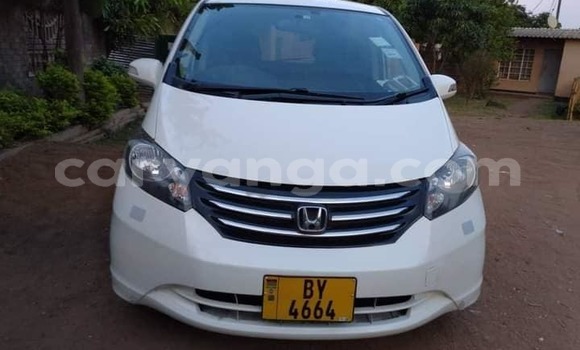 Buy Used Honda Freed White Car in Chilumba in Karonga Buy Used Honda Freed White Car in Chilumba in Karonga