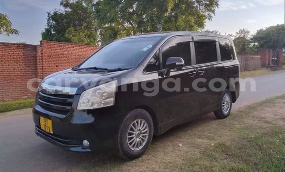 Buy Used Toyota Noah Other Car in Chipoka in Dedza Buy Used Toyota Noah Other Car in Chipoka in Dedza