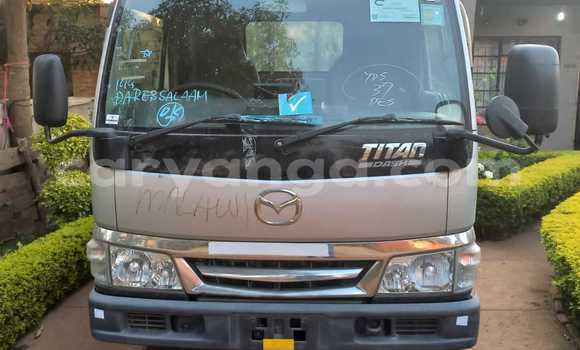 Buy Used Mazda Deven T35 Other Truck in Chiradzulu in Chiradzulu