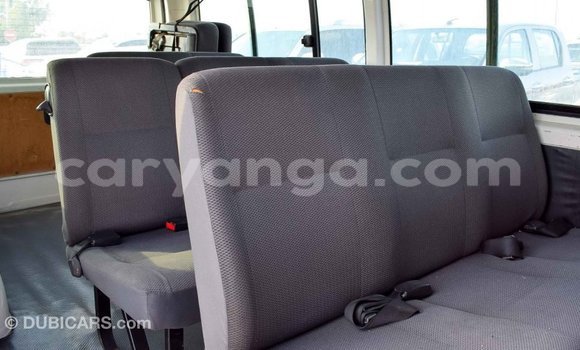 Buy Import Toyota Hiace White Car in Import - Dubai in Malawi Buy Import Toyota Hiace White Car in Import - Dubai in Malawi