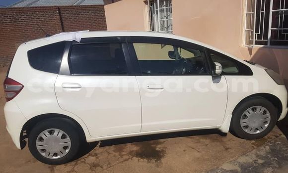 Buy Used Honda FIT White Car in Blantyre in Malawi Buy Used Honda FIT White Car in Blantyre in Malawi