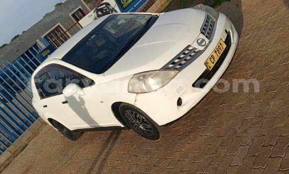Buy Used Nissan Tiida White Car in Chipoka in Dedza Buy Used Nissan Tiida White Car in Chipoka in Dedza