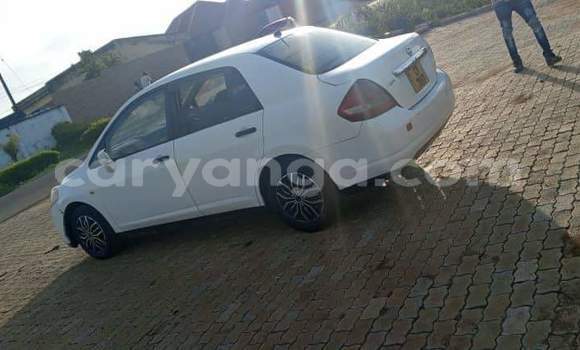 Buy Used Nissan Tiida White Car in Chipoka in Dedza Buy Used Nissan Tiida White Car in Chipoka in Dedza