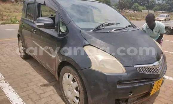 Buy Used Toyota Ractis Black Car in Chitipa in Chitipa Buy Used Toyota Ractis Black Car in Chitipa in Chitipa