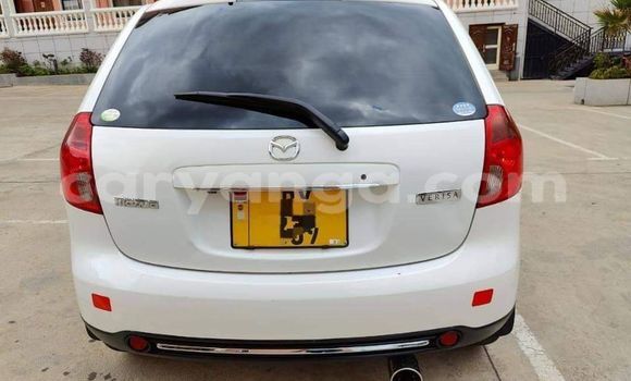 Buy Used Mazda Verisa White Car in Chipoka in Dedza Buy Used Mazda Verisa White Car in Chipoka in Dedza
