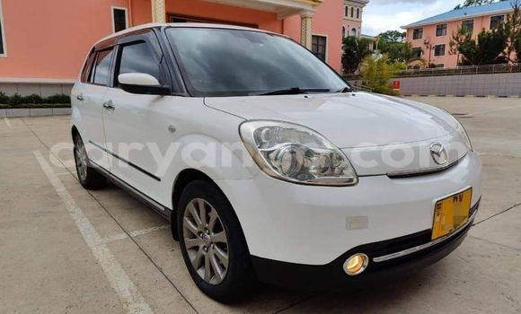 Buy Used Mazda Verisa White Car in Chipoka in Dedza Buy Used Mazda Verisa White Car in Chipoka in Dedza
