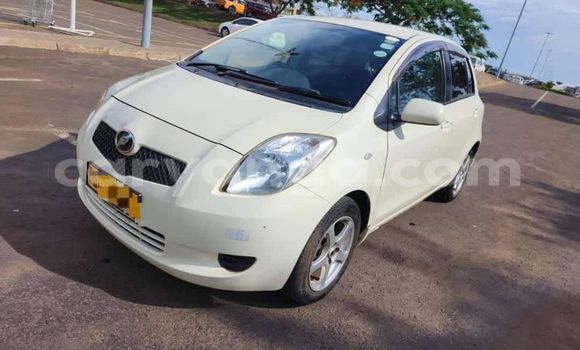 Acheter Occasion Voiture Toyota Vitz Blanc à Chitipa, Chitipa Acheter Occasion Voiture Toyota Vitz Blanc à Chitipa, Chitipa