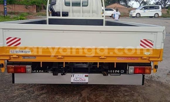 Acheter Occasion Utilitaire Toyota Dyna Blanc à Chiradzulu, Chiradzulu Acheter Occasion Utilitaire Toyota Dyna Blanc à Chiradzulu, Chiradzulu