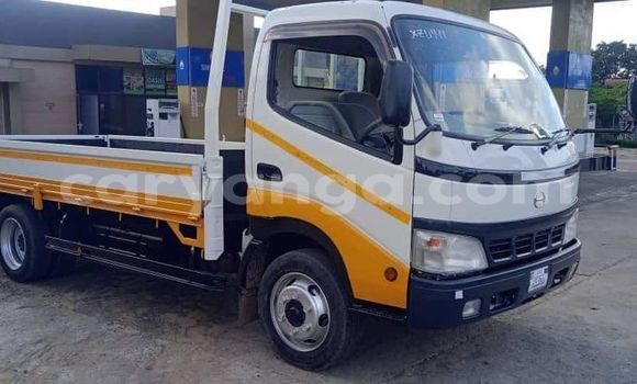 Acheter Occasion Utilitaire Toyota Dyna Blanc à Chiradzulu, Chiradzulu Acheter Occasion Utilitaire Toyota Dyna Blanc à Chiradzulu, Chiradzulu