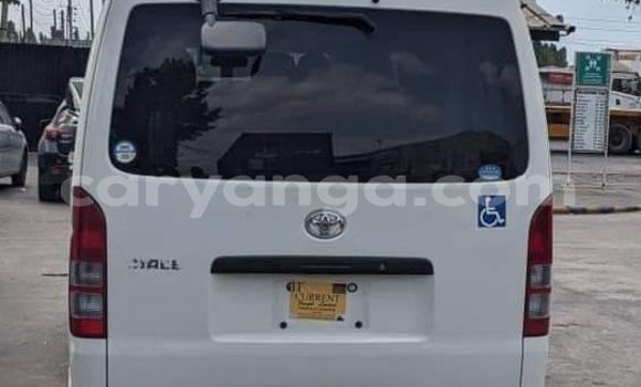 Acheter Occasion Voiture Toyota Aqua Blanc à Chipoka, Dedza Acheter Occasion Voiture Toyota Aqua Blanc à Chipoka, Dedza