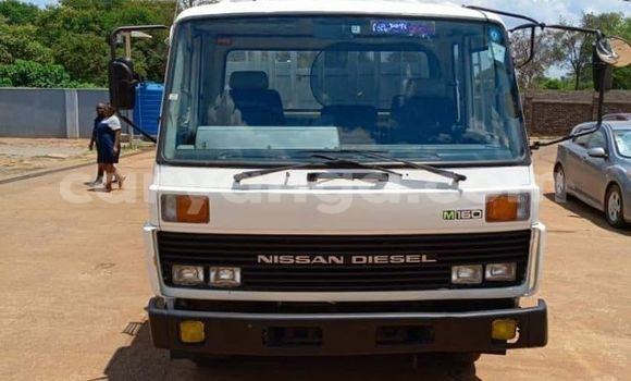 Acheter Occasion Utilitaire Nissan UD Blanc à Chiradzulu, Chiradzulu Acheter Occasion Utilitaire Nissan UD Blanc à Chiradzulu, Chiradzulu