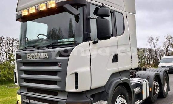 Acheter Occasion Utilitaire Scania R420 Blanc à Import - Dubai, Malawi Acheter Occasion Utilitaire Scania R420 Blanc à Import - Dubai, Malawi