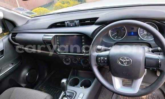 Acheter Occasion Voiture Toyota Hilux Blanc à Chilumba, Karonga Acheter Occasion Voiture Toyota Hilux Blanc à Chilumba, Karonga