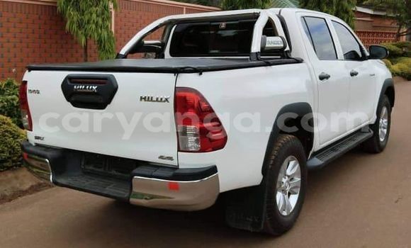 Acheter Occasion Voiture Toyota Hilux Blanc à Chilumba, Karonga Acheter Occasion Voiture Toyota Hilux Blanc à Chilumba, Karonga