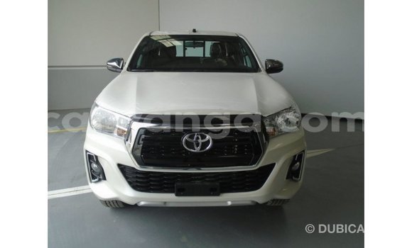 Acheter Import Voiture Toyota Hilux Blanc à Import - Dubai, Malawi Acheter Import Voiture Toyota Hilux Blanc à Import - Dubai, Malawi