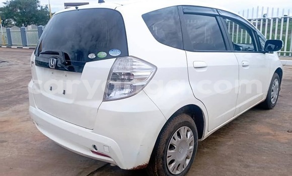 Buy Used Honda FIT White Car in Lilongwe in Malawi Buy Used Honda FIT White Car in Lilongwe in Malawi