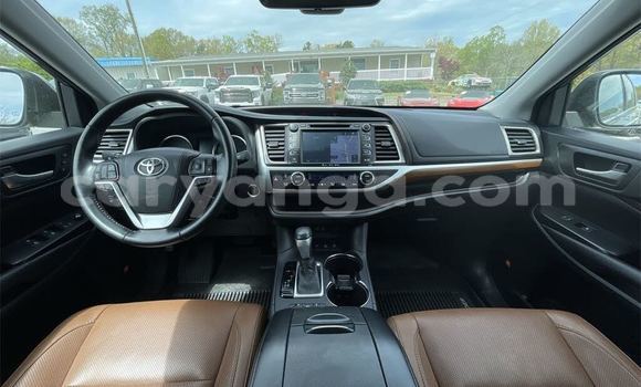 Buy Used Toyota Highlander Other Car in Dowa in Dowa Buy Used Toyota Highlander Other Car in Dowa in Dowa