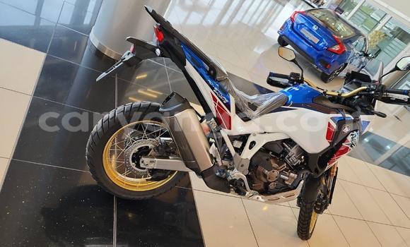 Buy Used Honda CRF Blue Bike in Blantyre in Malawi Buy Used Honda CRF Blue Bike in Blantyre in Malawi
