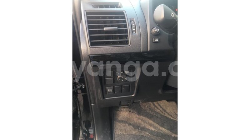 Big with watermark 0ef9653d de02 4b25 8d22 09f08b66a780