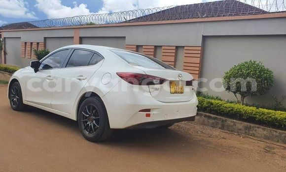 Acheter Occasion Voiture Mazda Axela Blanc à Lilongwe, Malawi Acheter Occasion Voiture Mazda Axela Blanc à Lilongwe, Malawi