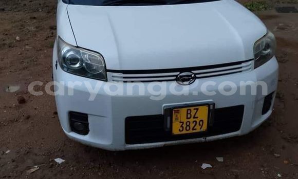 Acheter Occasion Voiture Toyota Corolla Rumion Blanc à Lilongwe, Malawi Acheter Occasion Voiture Toyota Corolla Rumion Blanc à Lilongwe, Malawi