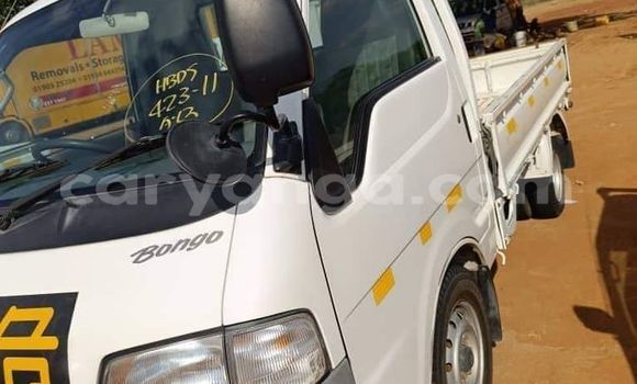 Acheter Occasion Utilitaire Mazda Bongo Blanc à Lilongwe, Malawi Acheter Occasion Utilitaire Mazda Bongo Blanc à Lilongwe, Malawi