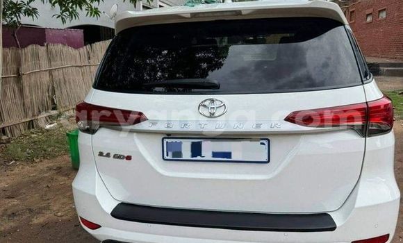 Acheter Occasion Voiture Toyota Fortuner Autre à Lilongwe, Malawi Acheter Occasion Voiture Toyota Fortuner Autre à Lilongwe, Malawi