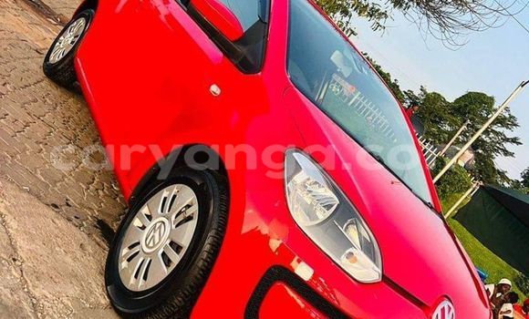 Acheter Occasion Voiture Volkswagen up! Rouge à Lilongwe, Malawi Acheter Occasion Voiture Volkswagen up! Rouge à Lilongwe, Malawi