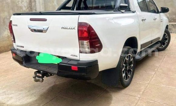 Acheter Occasion Voiture Toyota Hilux Blanc à Lilongwe, Malawi Acheter Occasion Voiture Toyota Hilux Blanc à Lilongwe, Malawi