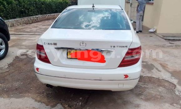 Acheter Occasion Voiture Mercedes‒Benz C–Class Blanc à Lilongwe, Malawi Acheter Occasion Voiture Mercedes‒Benz C–Class Blanc à Lilongwe, Malawi