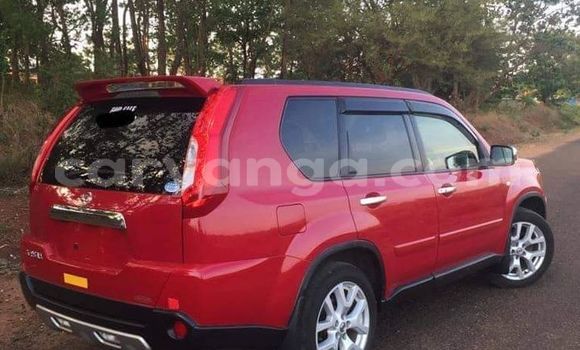 Acheter Occasion Voiture Nissan X–Trail Rouge à Lilongwe, Malawi Acheter Occasion Voiture Nissan X–Trail Rouge à Lilongwe, Malawi