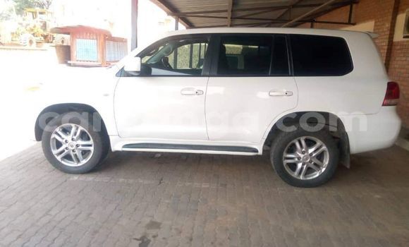Acheter Occasion Voiture Land Rover Range Rover Blanc à Lilongwe, Malawi Acheter Occasion Voiture Land Rover Range Rover Blanc à Lilongwe, Malawi