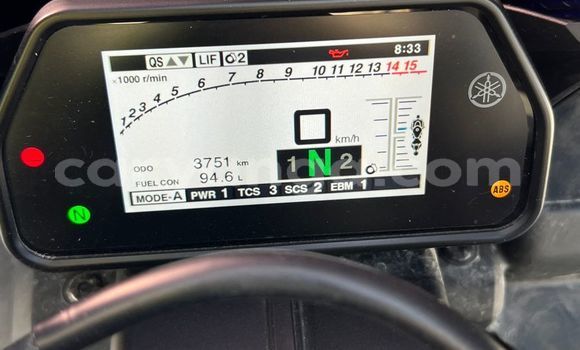 Buy Used Yamaha R1 Blue Bike in Blantyre in Malawi Buy Used Yamaha R1 Blue Bike in Blantyre in Malawi