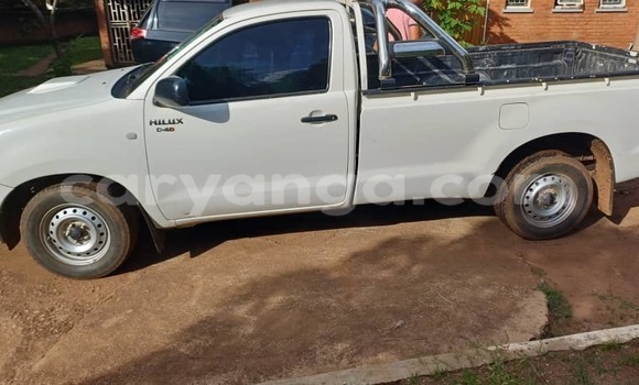 Buy Used Toyota Hilux White Car in Lilongwe in Malawi Buy Used Toyota Hilux White Car in Lilongwe in Malawi