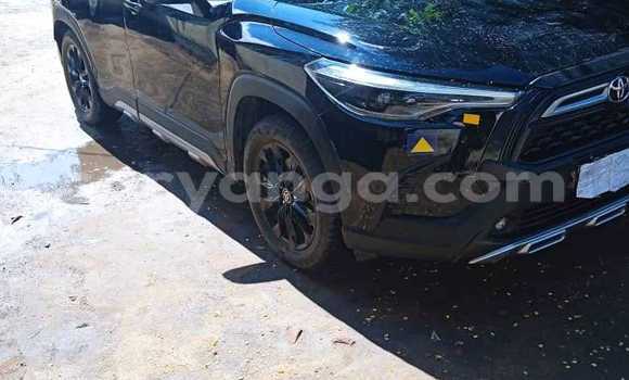 Buy Used Toyota Corolla Cross Black Car in Lilongwe in Malawi