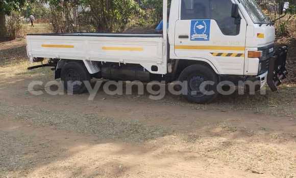Buy Used Toyota Dyna White Truck in Lilongwe in Malawi Buy Used Toyota Dyna White Truck in Lilongwe in Malawi