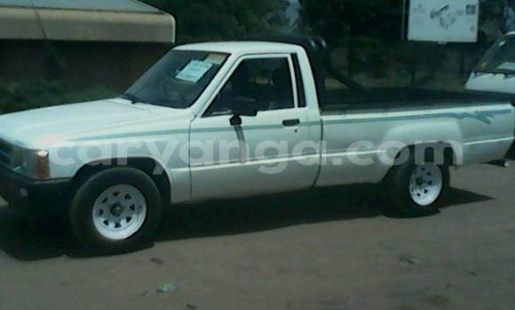 Acheter Occasion Voiture Toyota Hilux Noir à Limbe, Malawi Acheter Occasion Voiture Toyota Hilux Noir à Limbe, Malawi